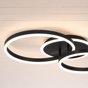 Πολυέλαιος LED με τηλεχειριστήριο RINOVA 66W, 2 κύκλοι, κρύο/ζεστό/ουδέτερο φως, ρυθμιζόμενο, μαύροι πολυέλαιοι LED με τηλεχειριστήριο Προεπιλεγμένος τίτλος Alessandro Design