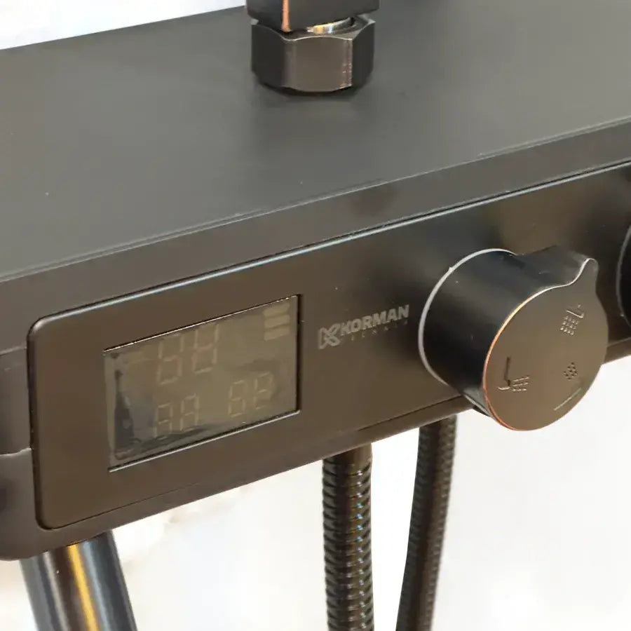 Στήλη ντους οθόνης LCD από μαύρο ανοξείδωτο ατσάλι SJG/008 Προεπιλεγμένος τίτλος Alessandro Design
