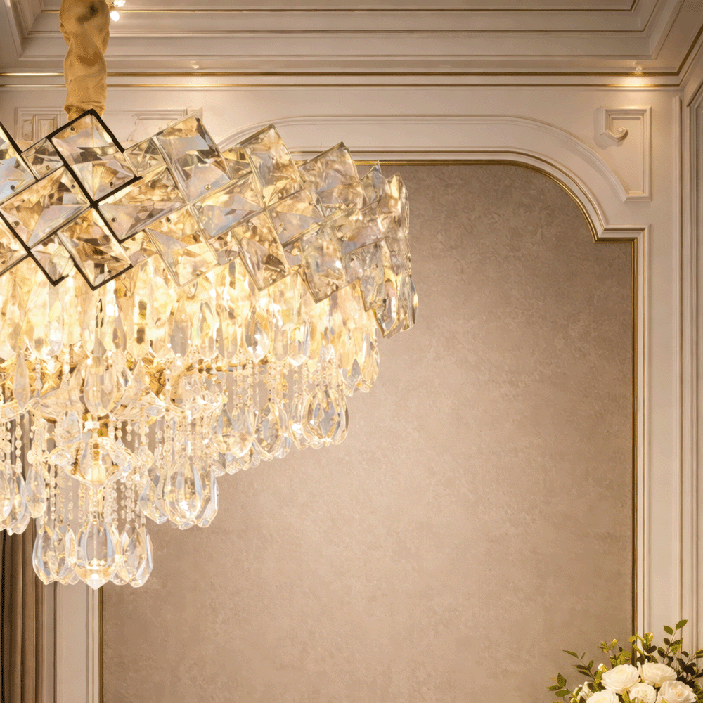 Κρυστάλλινος πολυέλαιος WINDSOR Elegance 8x E14, διάμετρος 39 cm, γυαλιστερό χρυσό, ρυθμιζόμενο ύψος, μεταλλικοί και κρυστάλλινοι πολυέλαιοι, προεπιλεγμένος τίτλος Alessandro Design