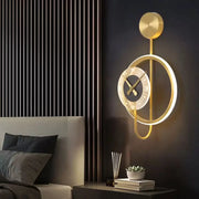 Bridger LED Φωτιστικό τοίχου 18W Ενσωματωμένο Ρολόι Χρυσό Μαύρο Φώτα εξωτερικού χώρου Προεπιλεγμένος τίτλος Alessandro Design