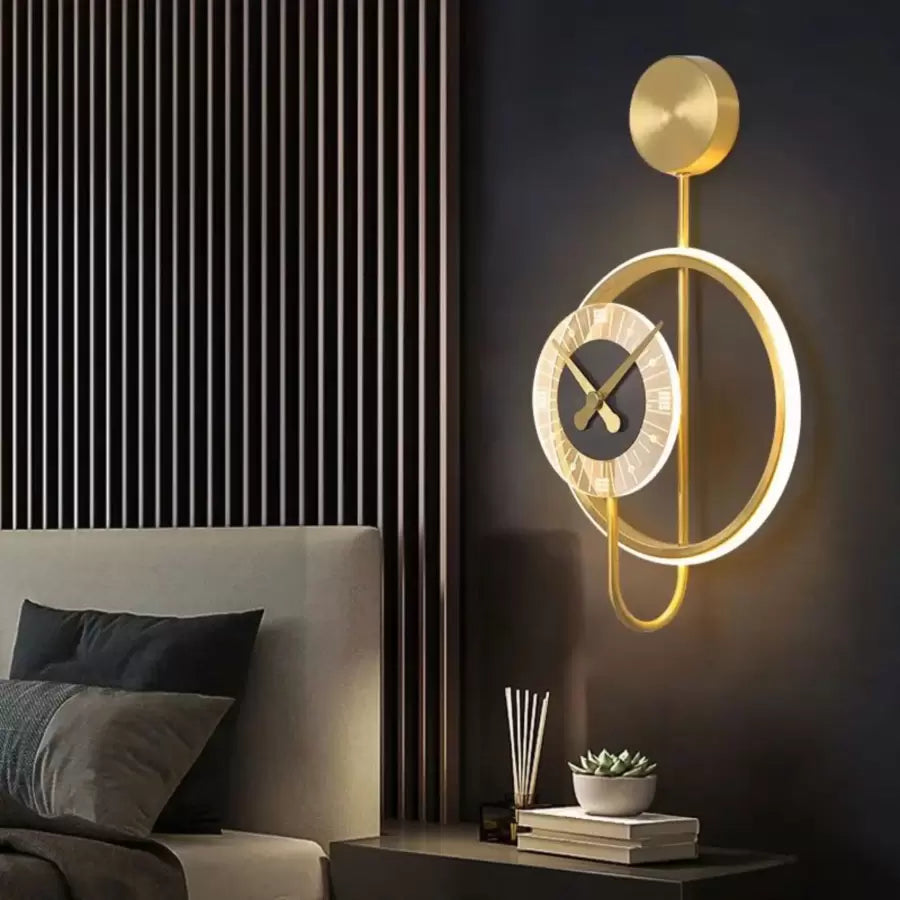 Bridger LED Φωτιστικό τοίχου 18W Ενσωματωμένο Ρολόι Χρυσό Μαύρο Φώτα εξωτερικού χώρου Προεπιλεγμένος τίτλος Alessandro Design
