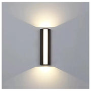 Berfin εξωτερικό φωτιστικό τοίχου LED, 7W, 3000K, μαύρο, μεταλλικό εσωτερικό φωτιστικό τοίχου Προεπιλεγμένος τίτλος Alessandro Design