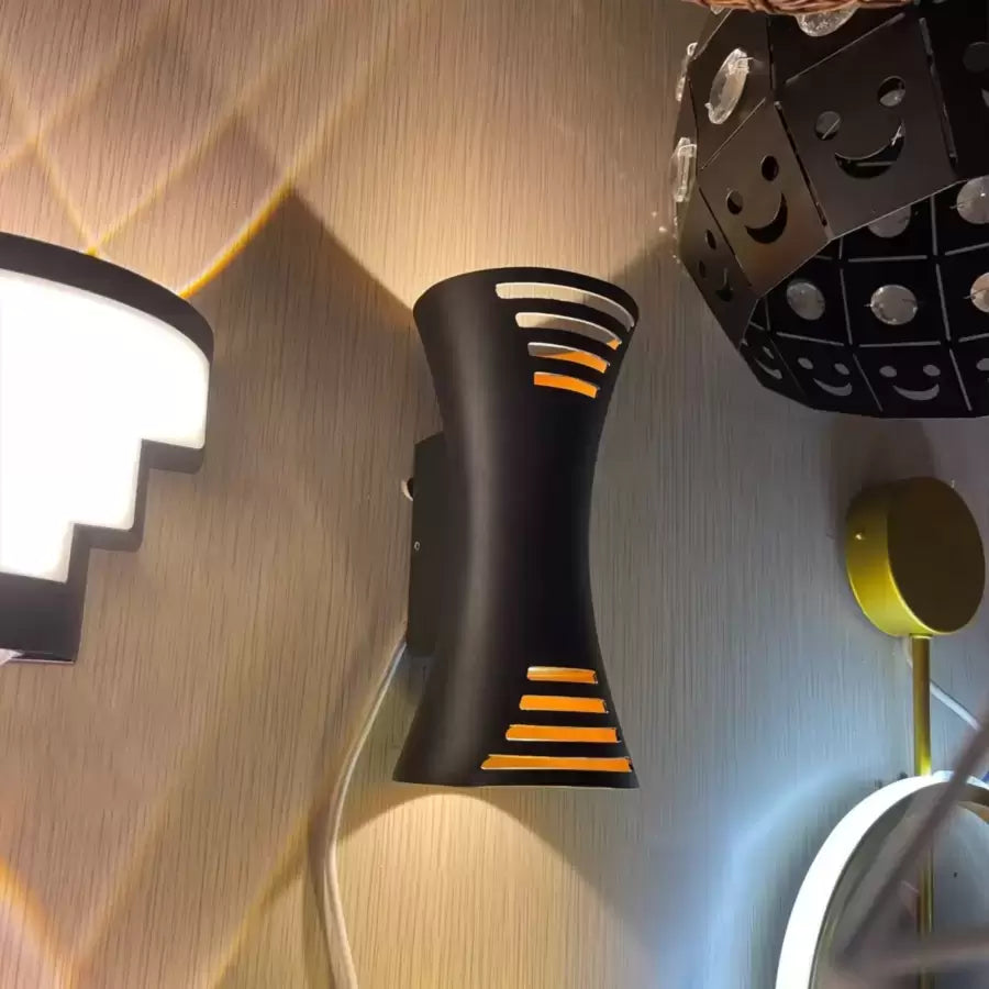 Brycen Φωτιστικό τοίχου LED εξωτερικού χώρου 10W Χρυσό Μαύρο Φωτιστικό τοίχου εξωτερικού χώρου Προεπιλεγμένος τίτλος Alessandro Design